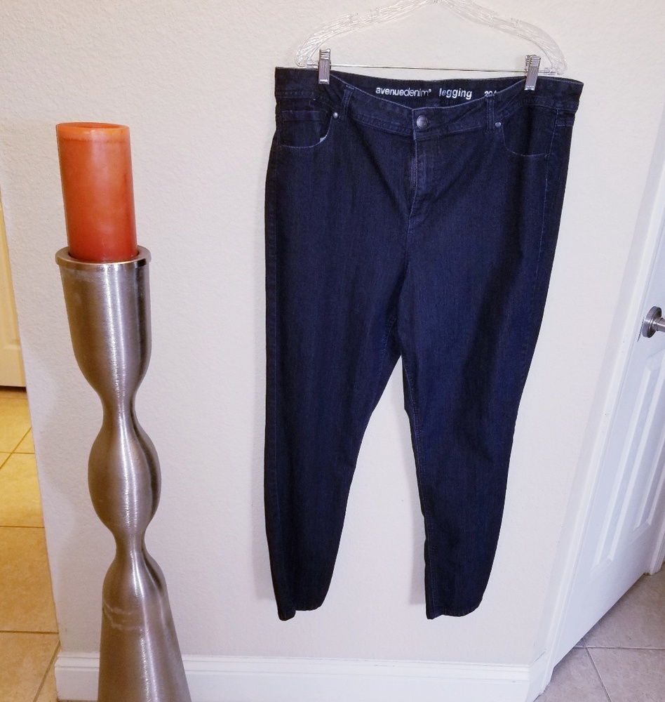 Avenue denim leggins size 20